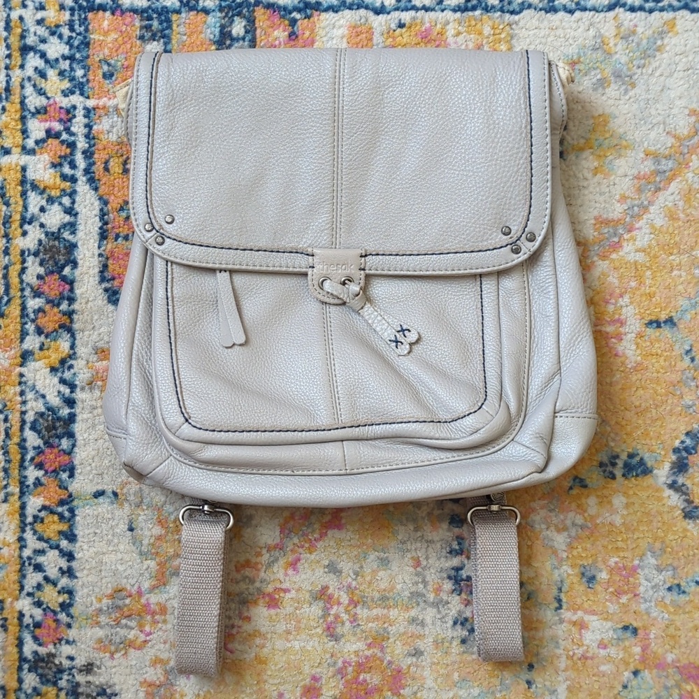The Sak Ventura Classic Genuine Pebbled Leather Convertible Backpack Light Gray - Picture 1 of 16
